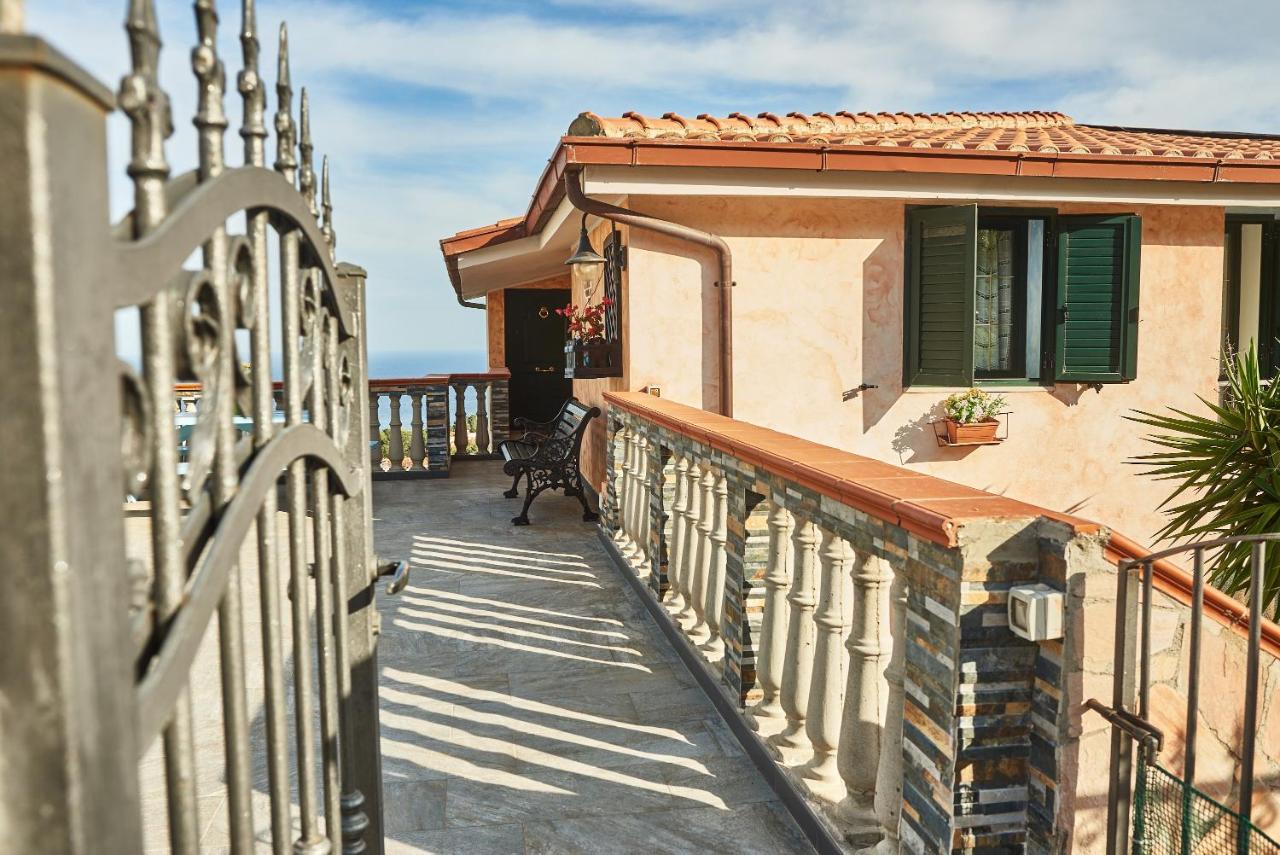 Villetta Vista Mare Cala Gonone Kültér fotó